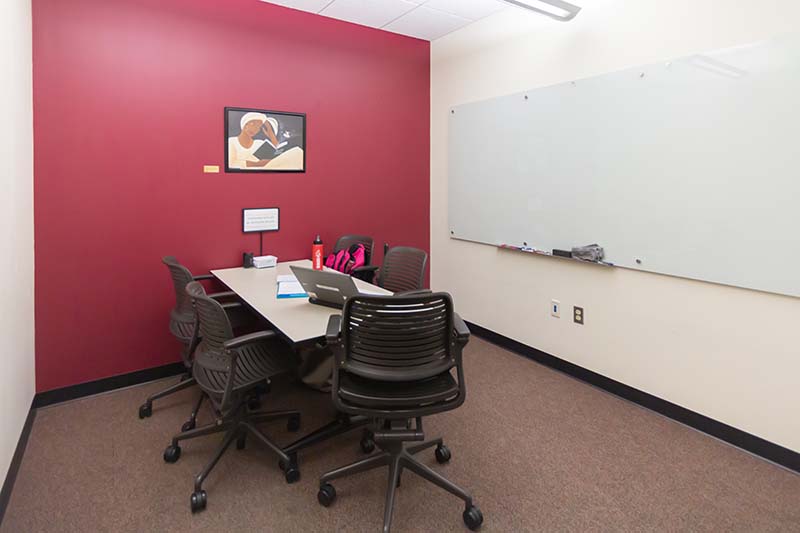 Student Study Room (201)